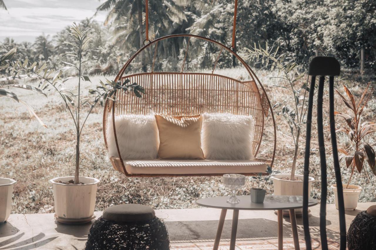 The Living Room Siargao ゼネラル・ルナ エクステリア 写真
