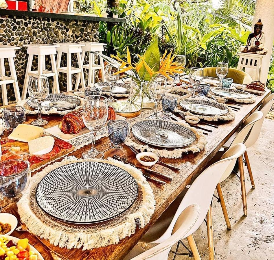The Living Room Siargao ゼネラル・ルナ エクステリア 写真
